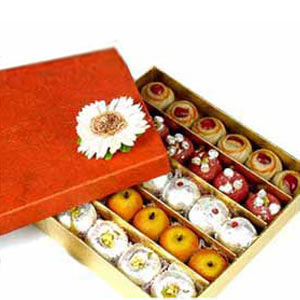 Deliver Sweets and Flowers to Chennai